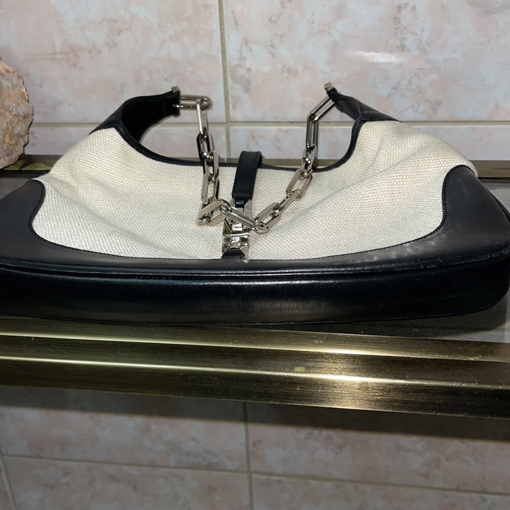 Gucci Jackie Shoulder Bag In Black/Cream - Picture 10 of 12